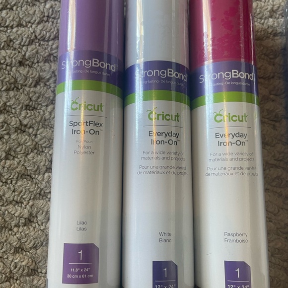 4 Cricut Everyday Iron on Rolls Brand New - Picture 4 of 8